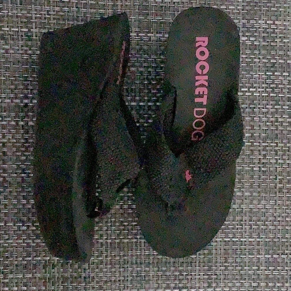 Rocket Dogs. Black Wedge Classics.          Size 6